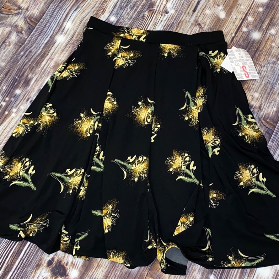 Nwt Lularoe Silky Madison Size Small